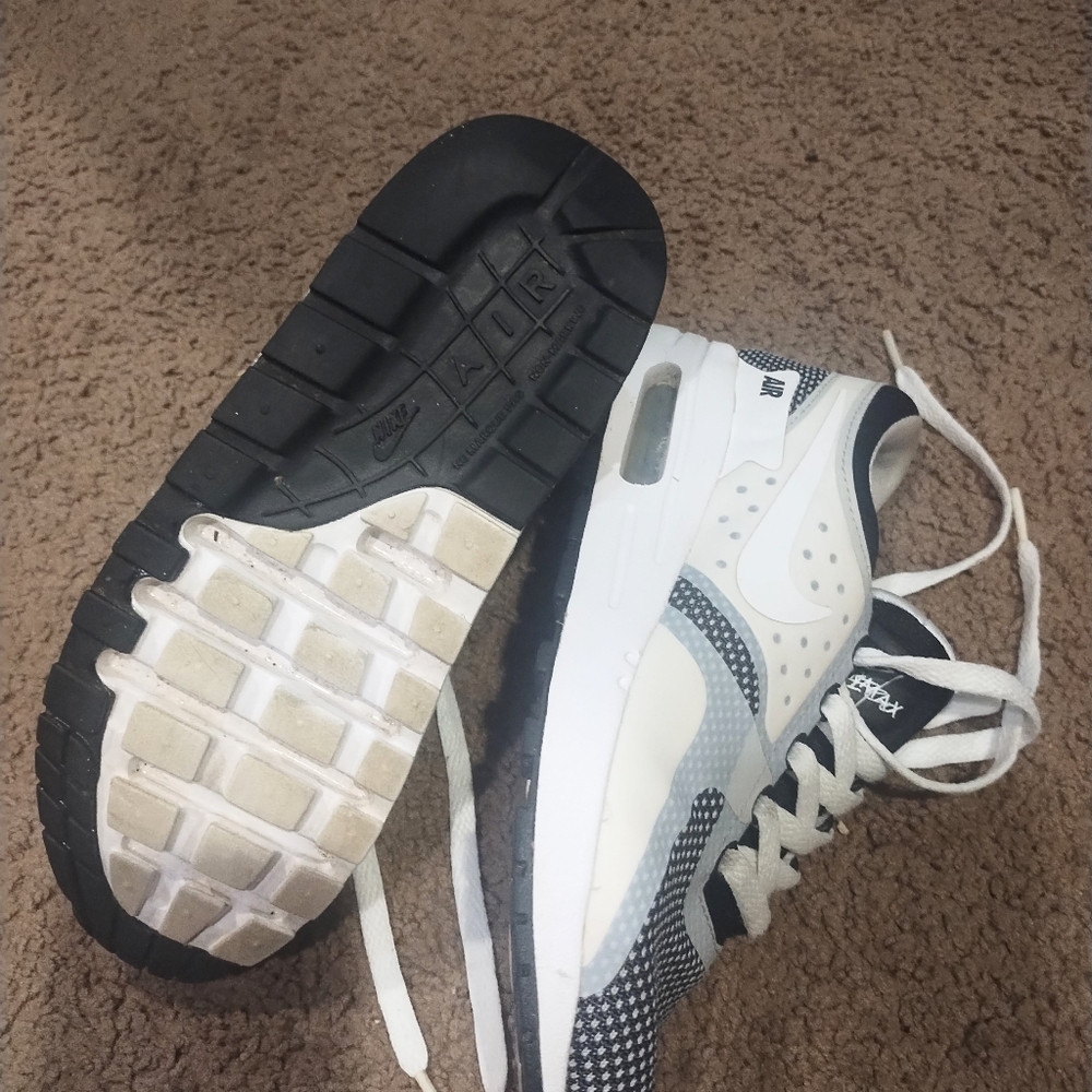 Air Max - Picture 5 of 7